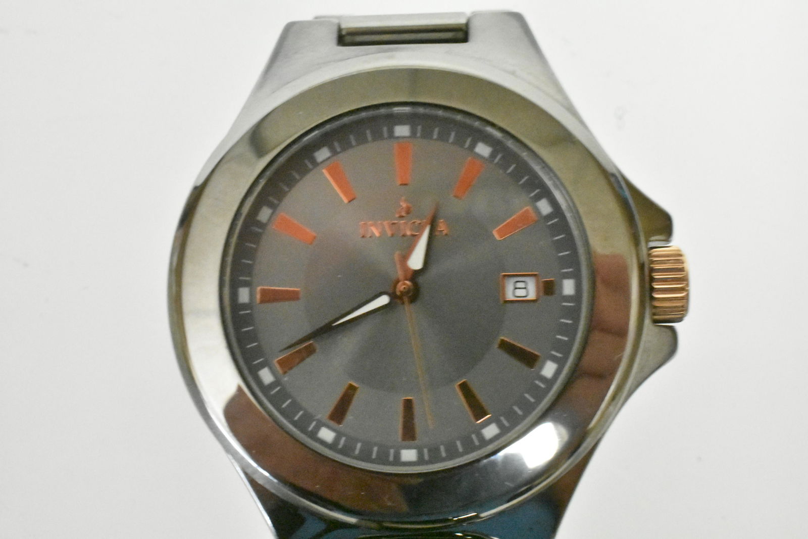 Invicta Menâ€™s Model #12547 Quartz operated (1 of 3)