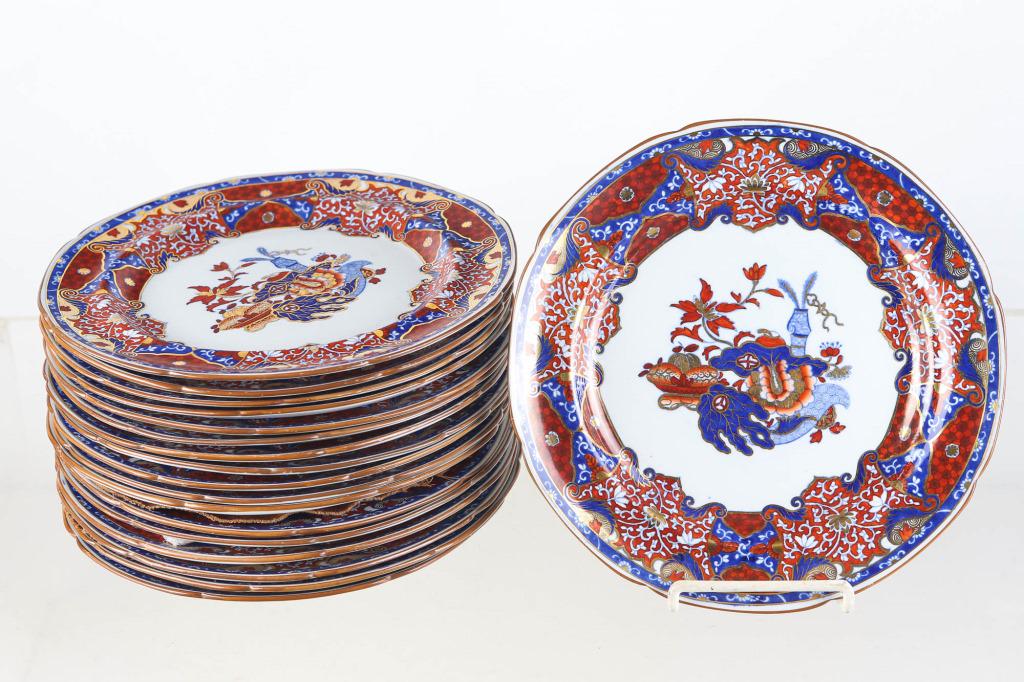 19th C Spode Frog Pattern Dinner Plates: Each approximately 9 5/8" diameter. (18) total pieces. Spode Frog pattern. Inspired from Chinese export. Stamped Spode New-Stone on back. Excellent color and gold flashing. Free of chips, cracks and s