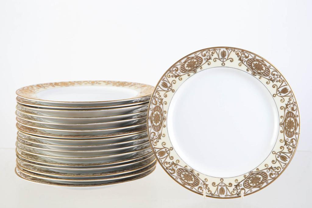 Noritake / Nippon No 175 Christmas Ball Plates: includes (17) Noritake / Nippon 10" dinner plates in pattern 175 Christmas Ball. All have clean gold enameling. Free of stains. No visible flaws.