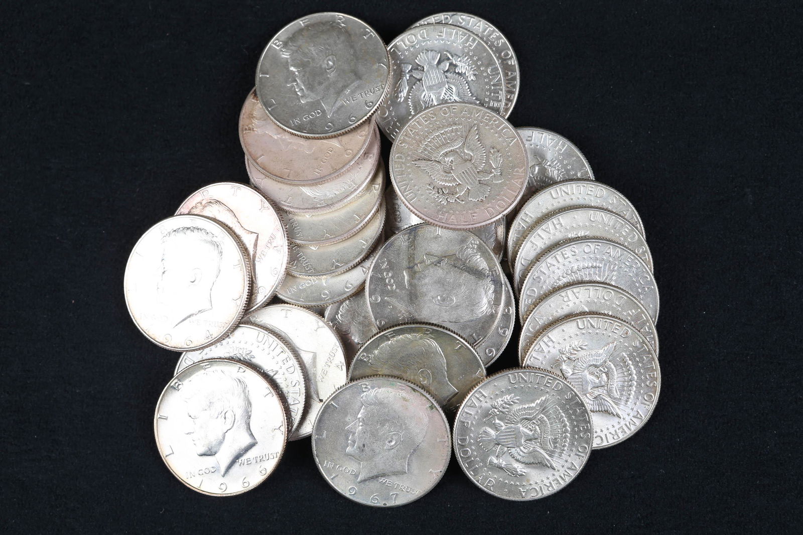 31 Assorted Kennedy Half Dollars (1 of 2)