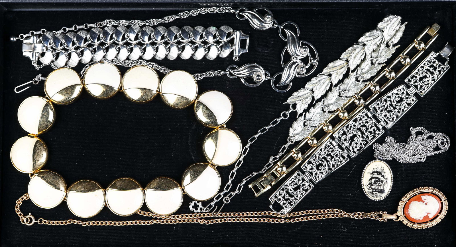 Vintage Estate Jewelry and Cameo: Silver and gold tone necklaces and bracelets, including cameo.