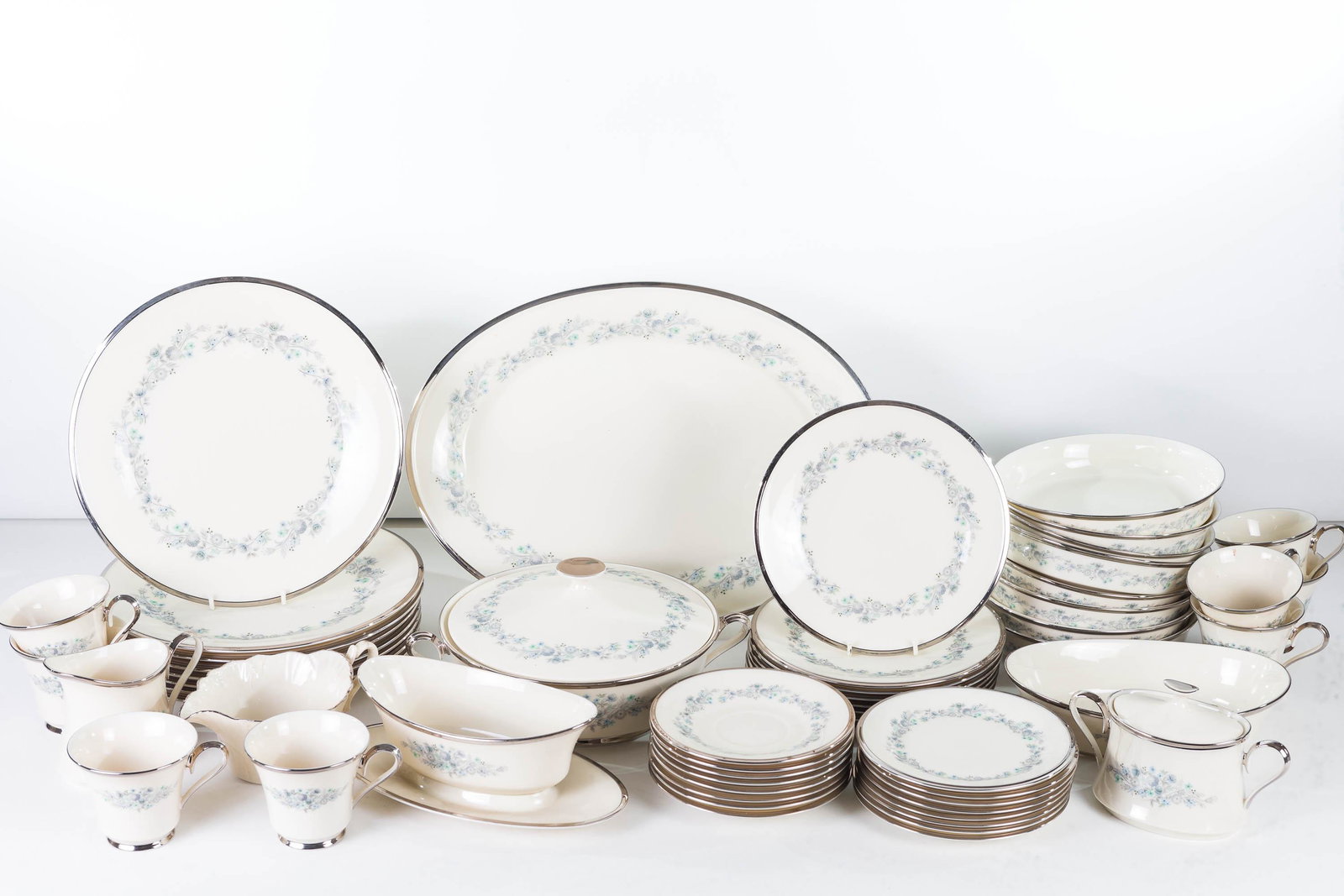 Lenox Repertoire Dinnerware: Lot includes 8 10.5" dinner plates, 8 8" salad plates, an open vegetable, 8 soup bowls, 8 cups, 8 saucers, 8 underplates, covered veg. bowl, 16" meat platter, creamer & sugar, gravy with tray.