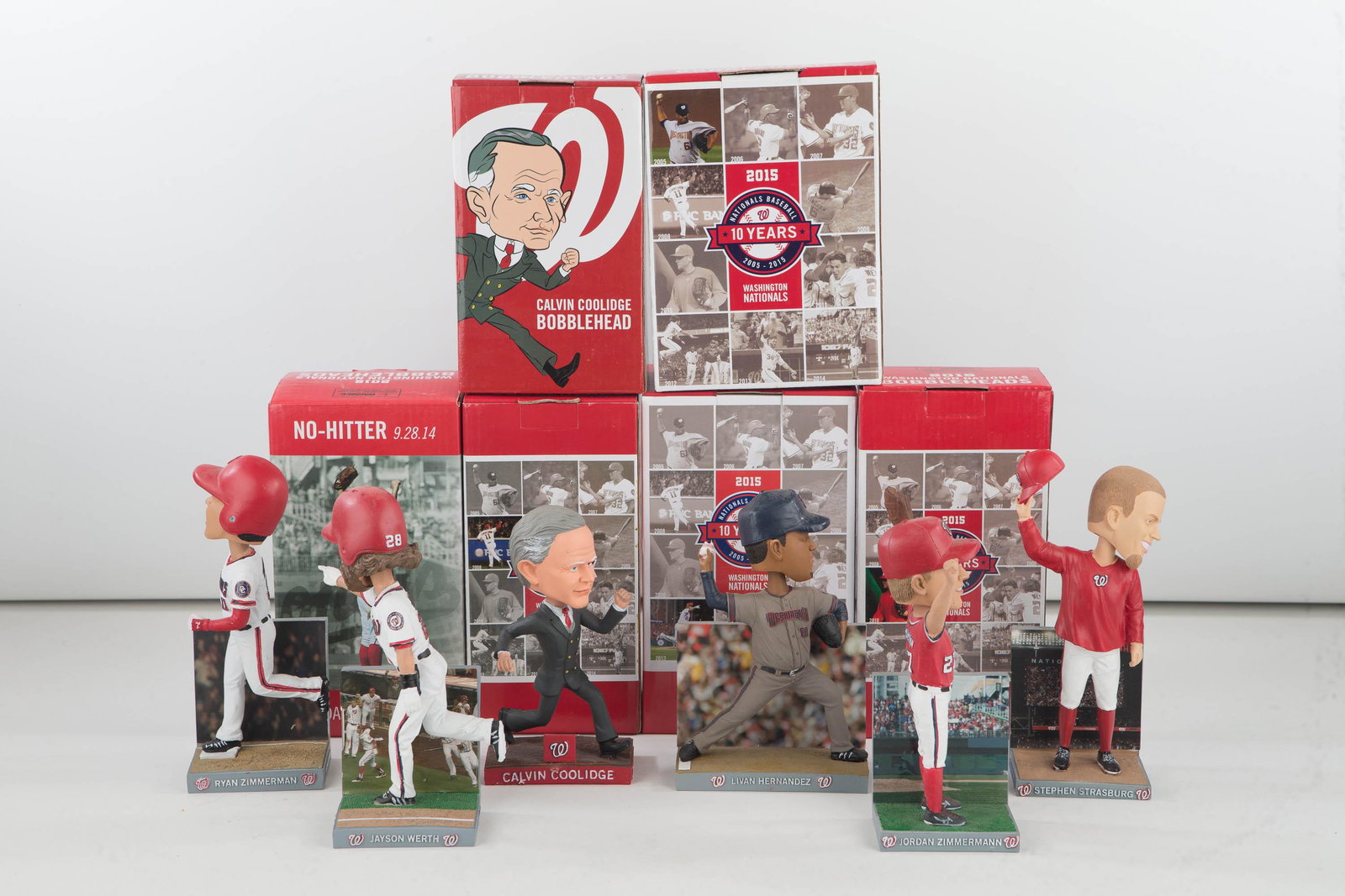 All 6 Washington Nationals 2015 Bobbleheads: all 6 Washington Nationals game handout promo bobble heads from 2015 season. (Ryan Zimmerman, Livan Hernandez, Jordan Zimmerman, Jayson Werth, Stephen Strasburg, and Calvin Coolidge) 6 boxes to match 