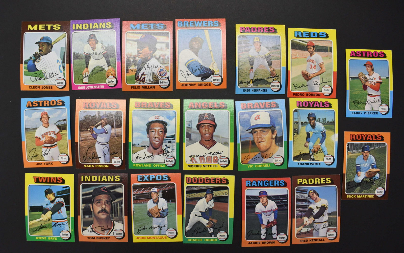 Vintage 1970s Baseball Cards (Clean): Lot includes a variety of teams, players include Tom Buskey, Jim York, Cleon Jones, Frank White and others. All have good corners.