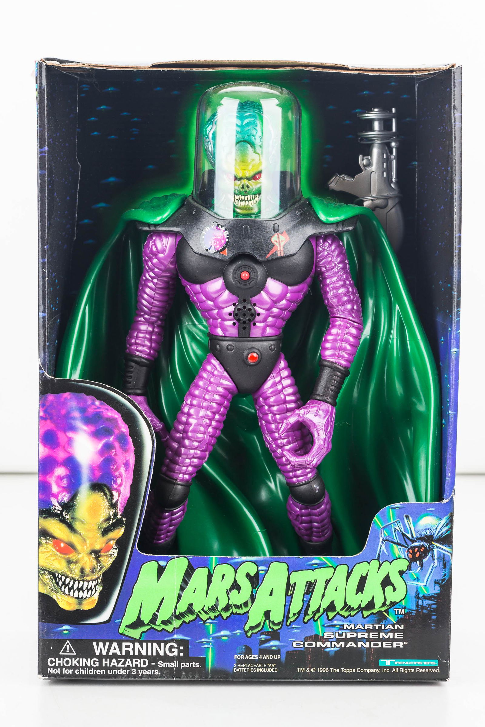Mars Attacks, Supreme Commander Action Figure: 1996 The Topps Co made by Trend Masters with throbbing brain, evil voice and blazing lights. New in Box
