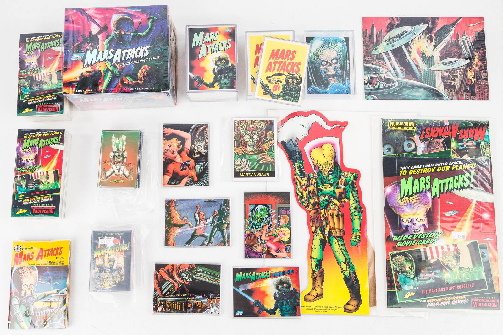 Collector, Movie Cards, Magnets / Mars Attacks: A Topps c1994 set of Mars Attacks collector cards and 2 others plus inserts, 11 fridge magnets, a mini space adventure comic book series #1, two packs of widevision Movie Cards by Topps, and a box, st