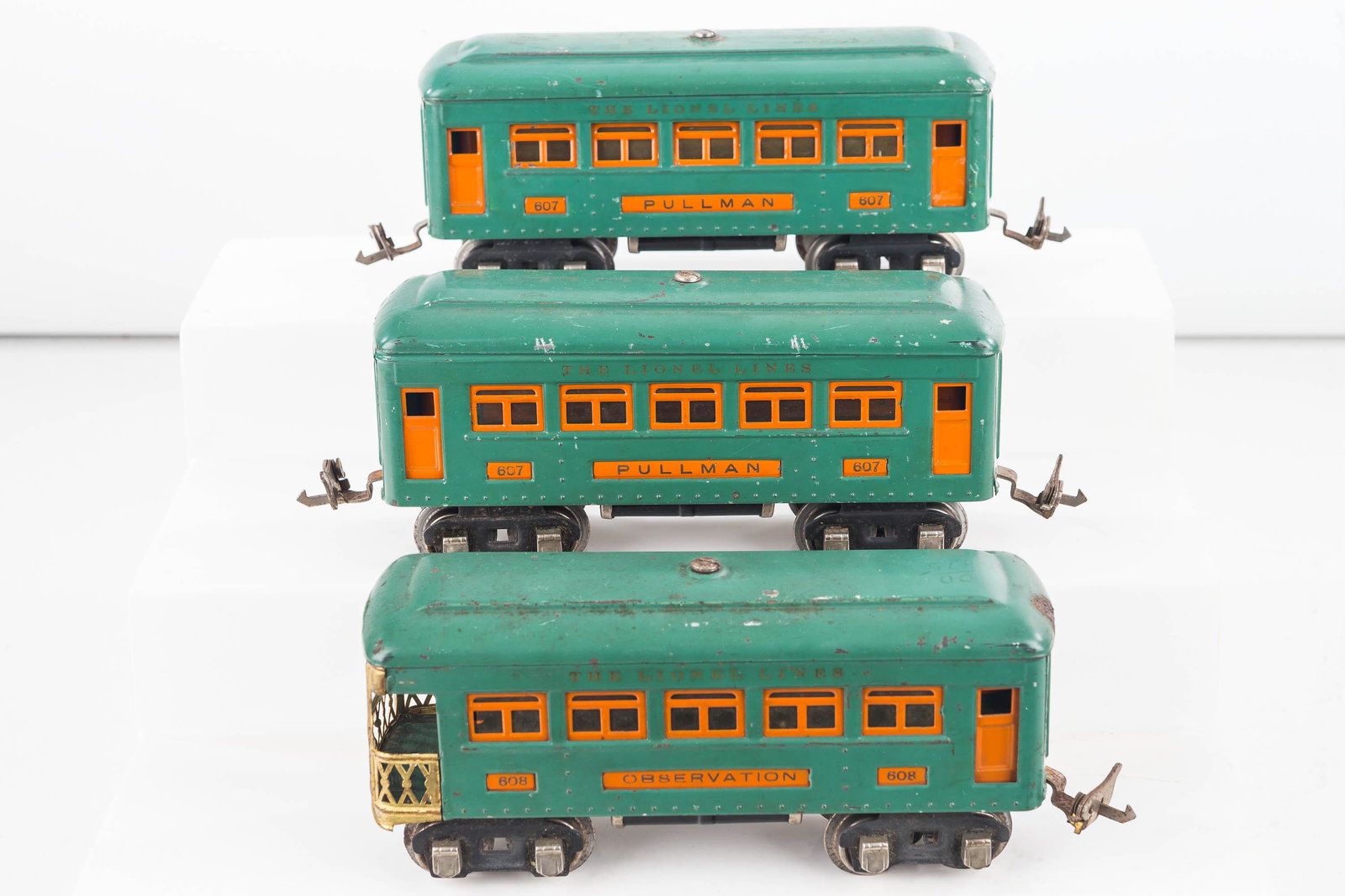 Lionel Pre-War Observation Cars: Three cars, two marked Pullman and the third is marked observation.
