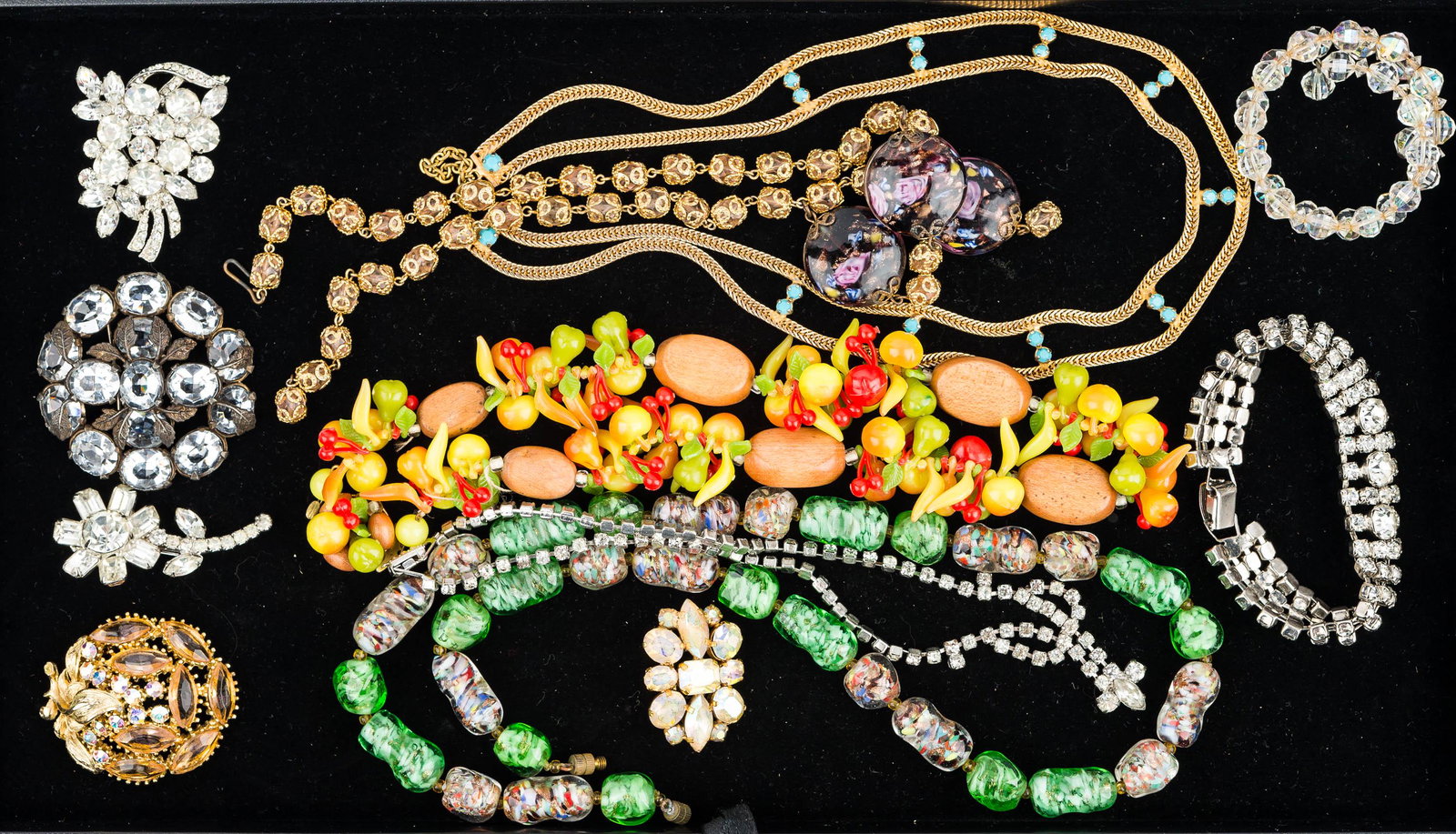 Vintage Jewelry Collection (1 of 4)