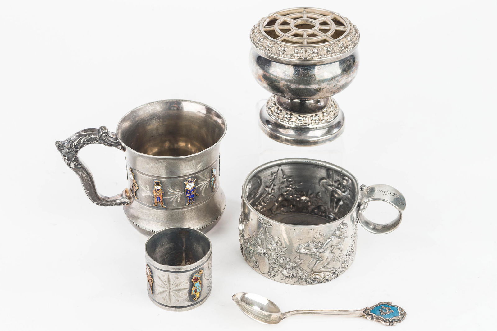 Vintage Brownies Baby Cup and Related (1 of 15)