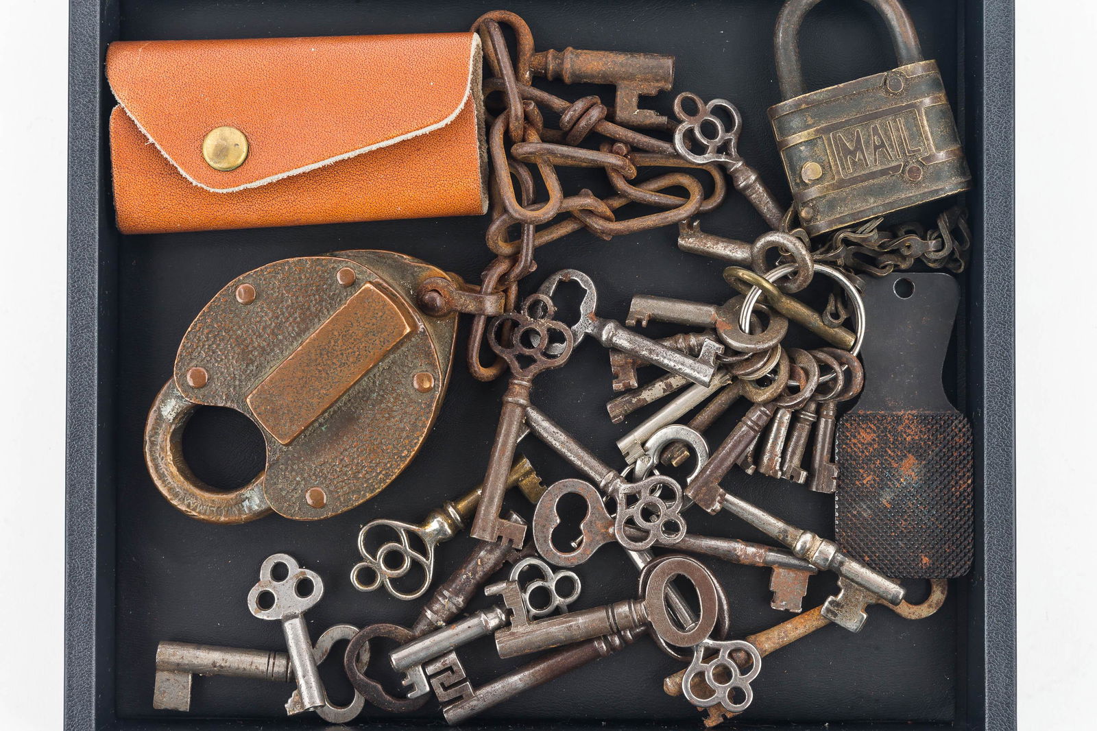 Vintage Locks and Skeleton Keys (1 of 5)