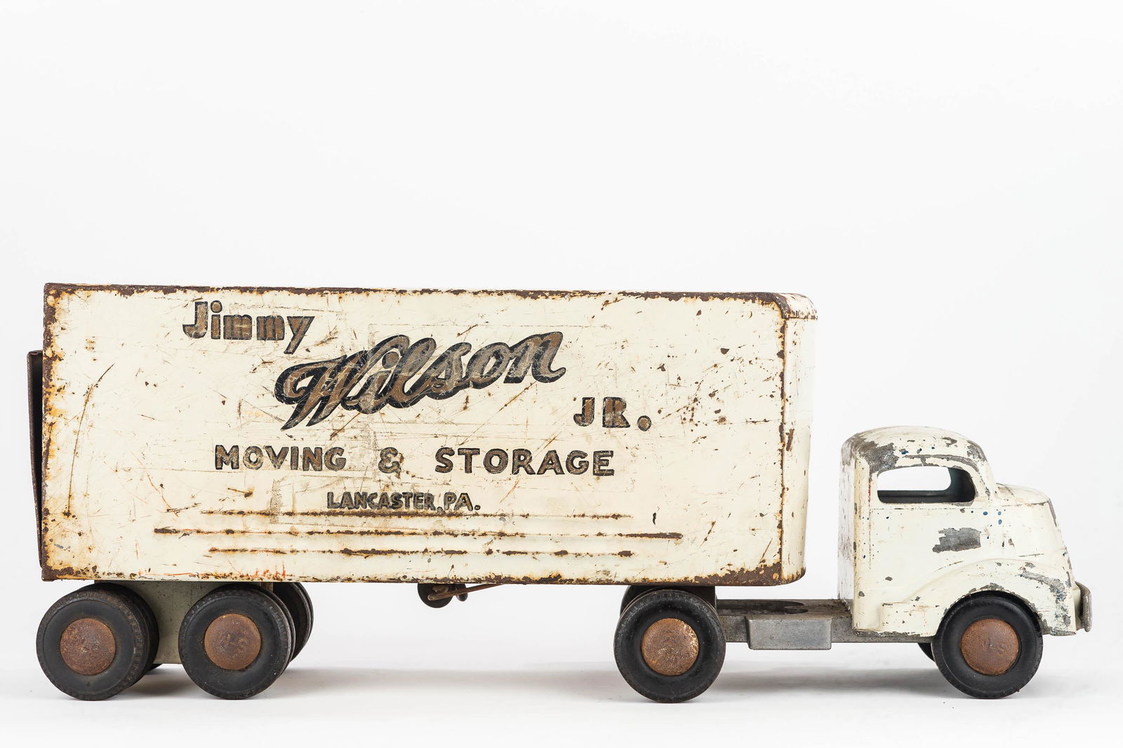 Smith Miller "Jimmy Wilson Jr." Moving Truck (1 of 4)