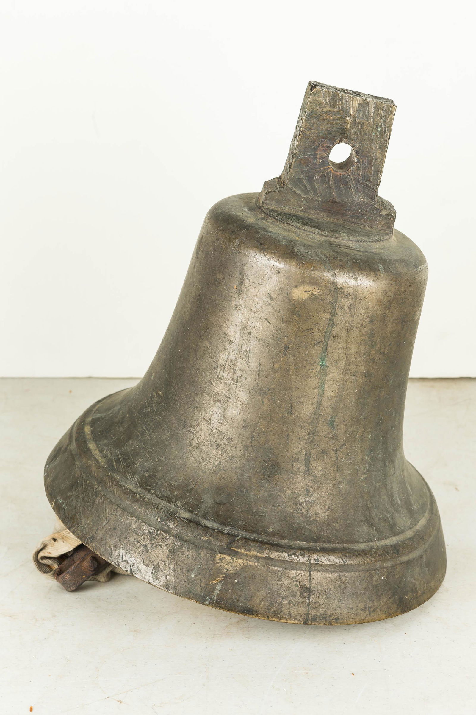 Large Brass Church Bell (1 of 4)