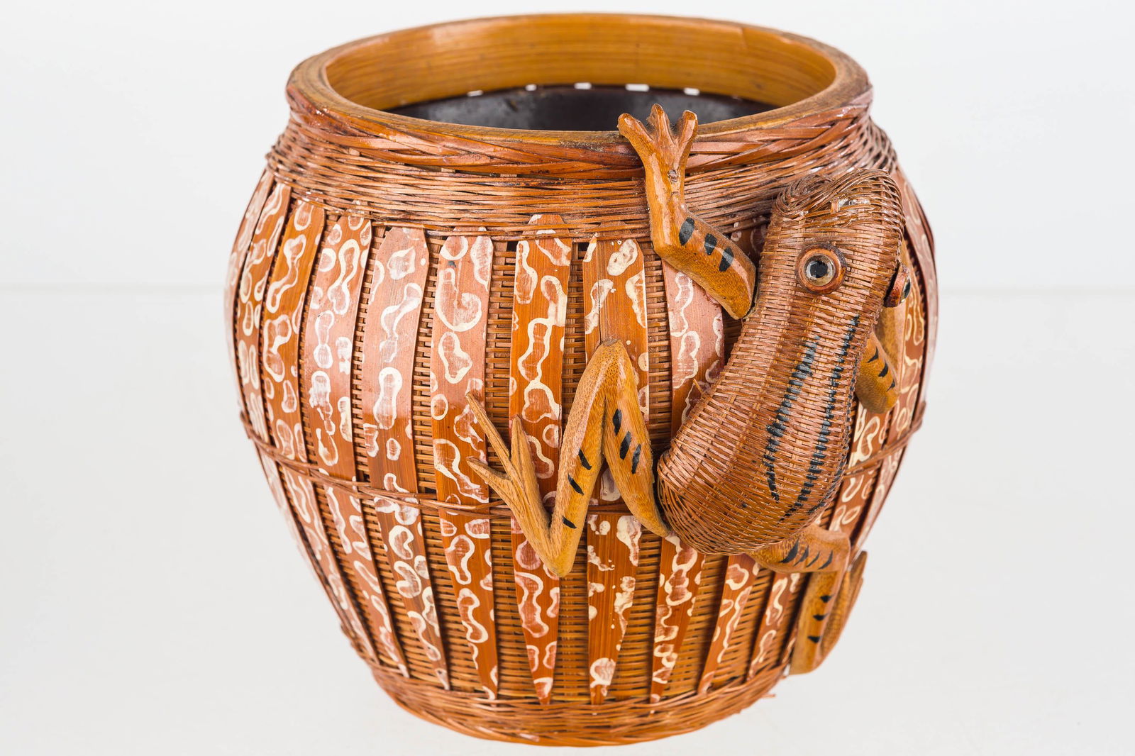 Bamboo Wicker and Ceramic Pot w/Frog (Vintage) (1 of 4)