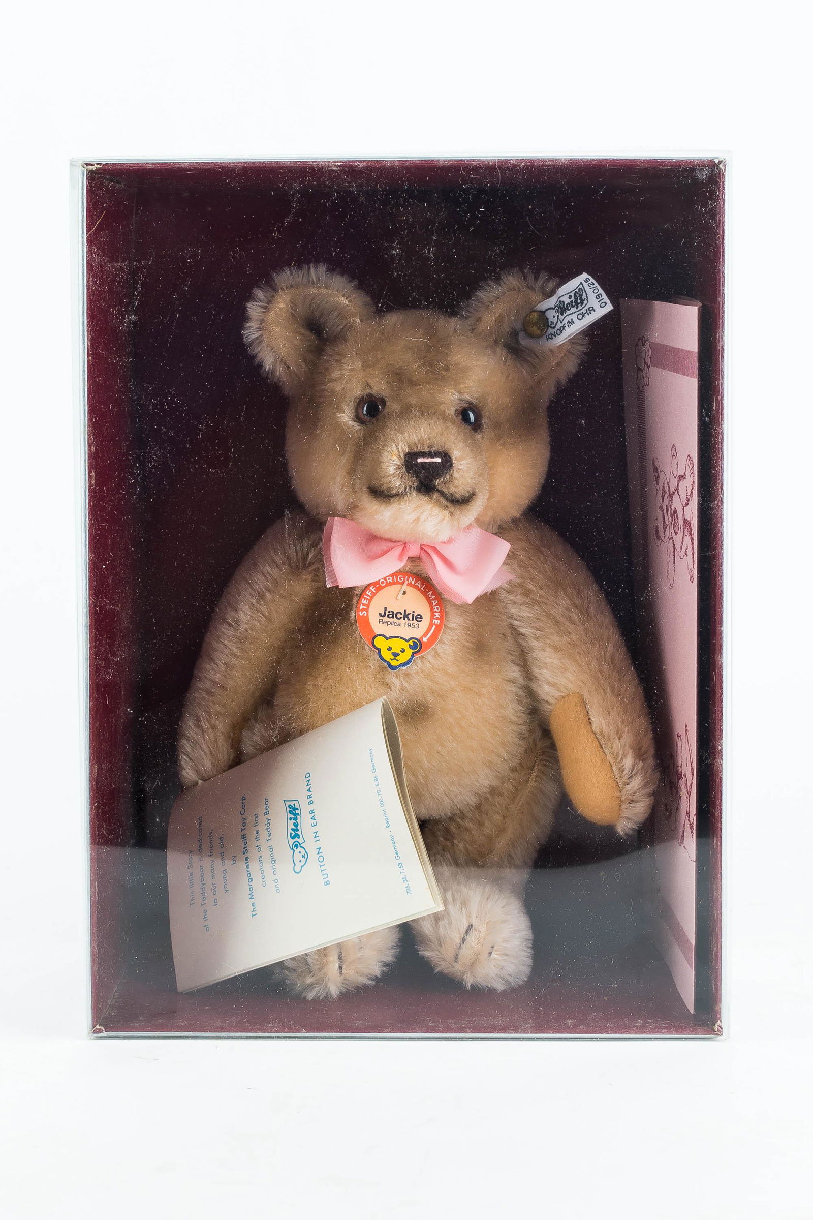 Steiff "Jackie" Teddy Bear (1 of 2)