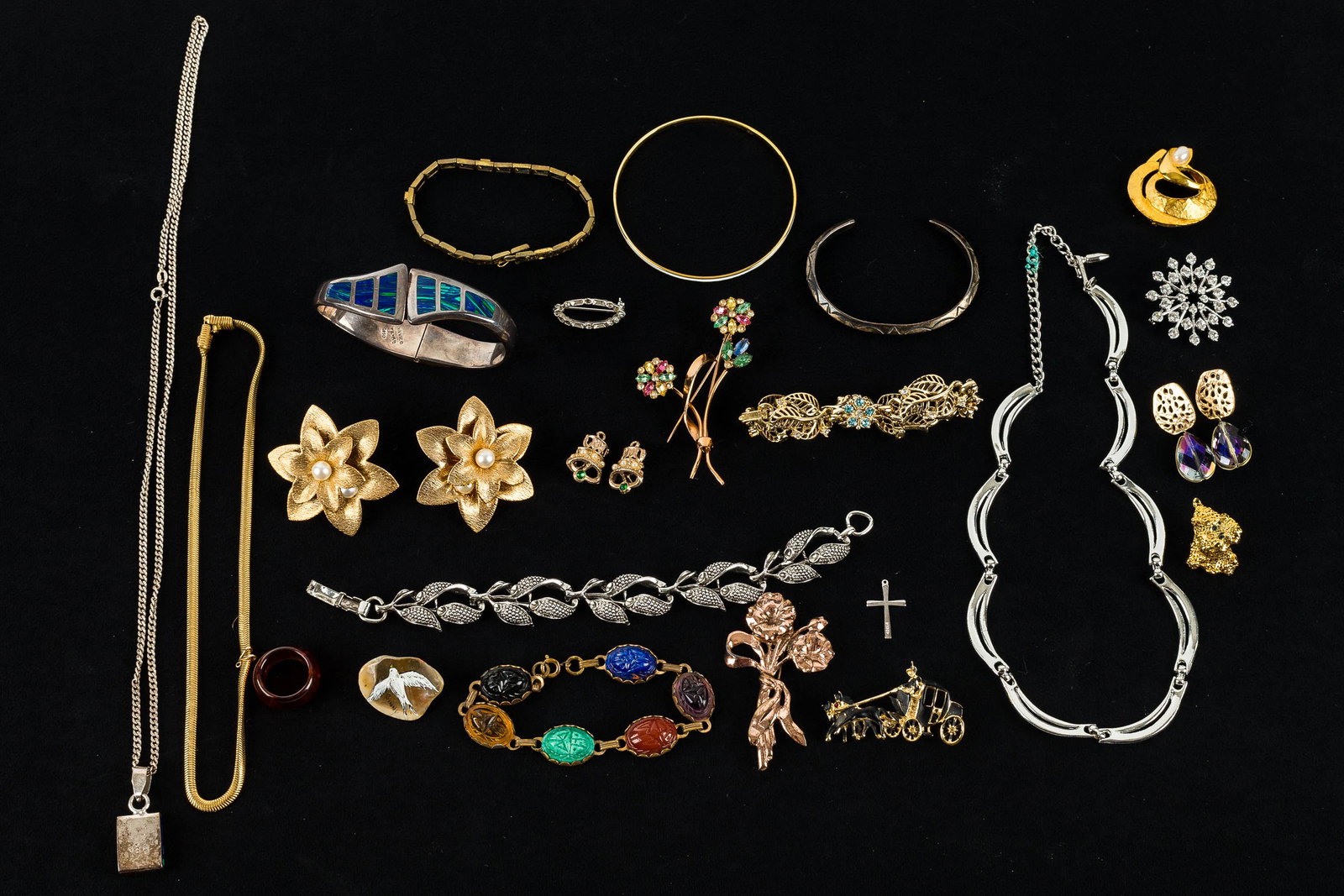 Native Sterling Silver & Other Jewelry: Silver items include a .950 sterling silver inlaid Mexican sterling hinged cuff, a small unmarked silver cuff, a copper wash over sterling floral pin, and a Mexican sterling blue and aqua pendant on a