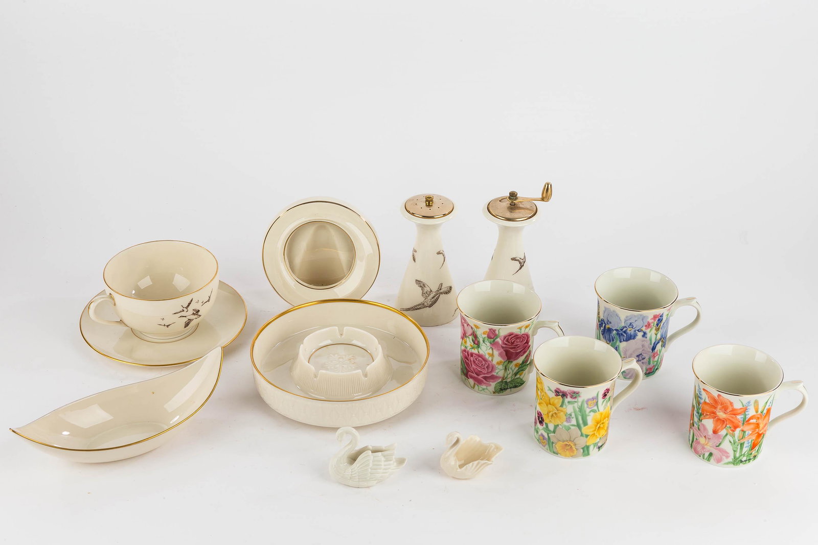 Mixed Lenox China Collection (1 of 7)