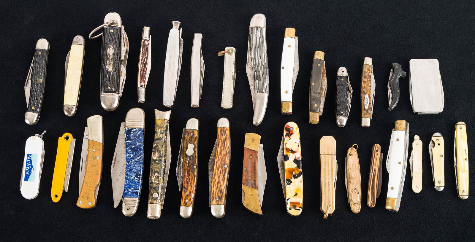 Grouping Of 28 Pocketknives (1 of 4)