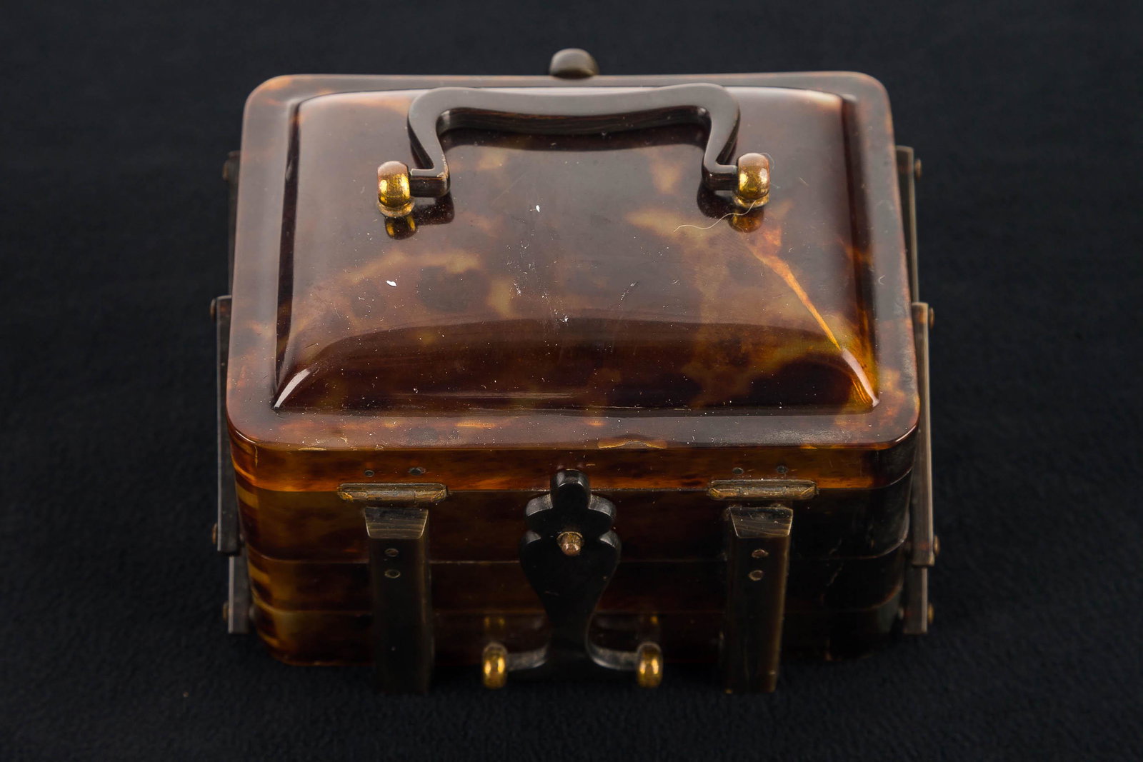 Rare Early Shell Box (1 of 6)