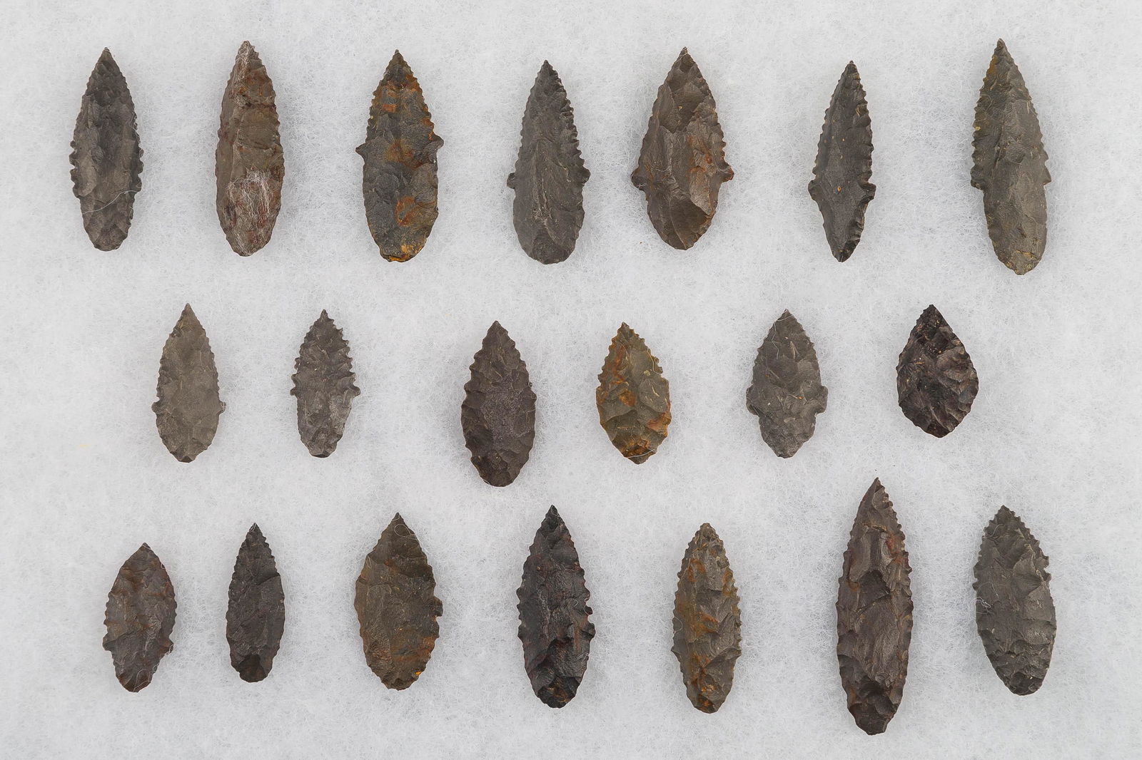 Pre-Columbian Arrowheads / Inca, Medium (20) (1 of 4)