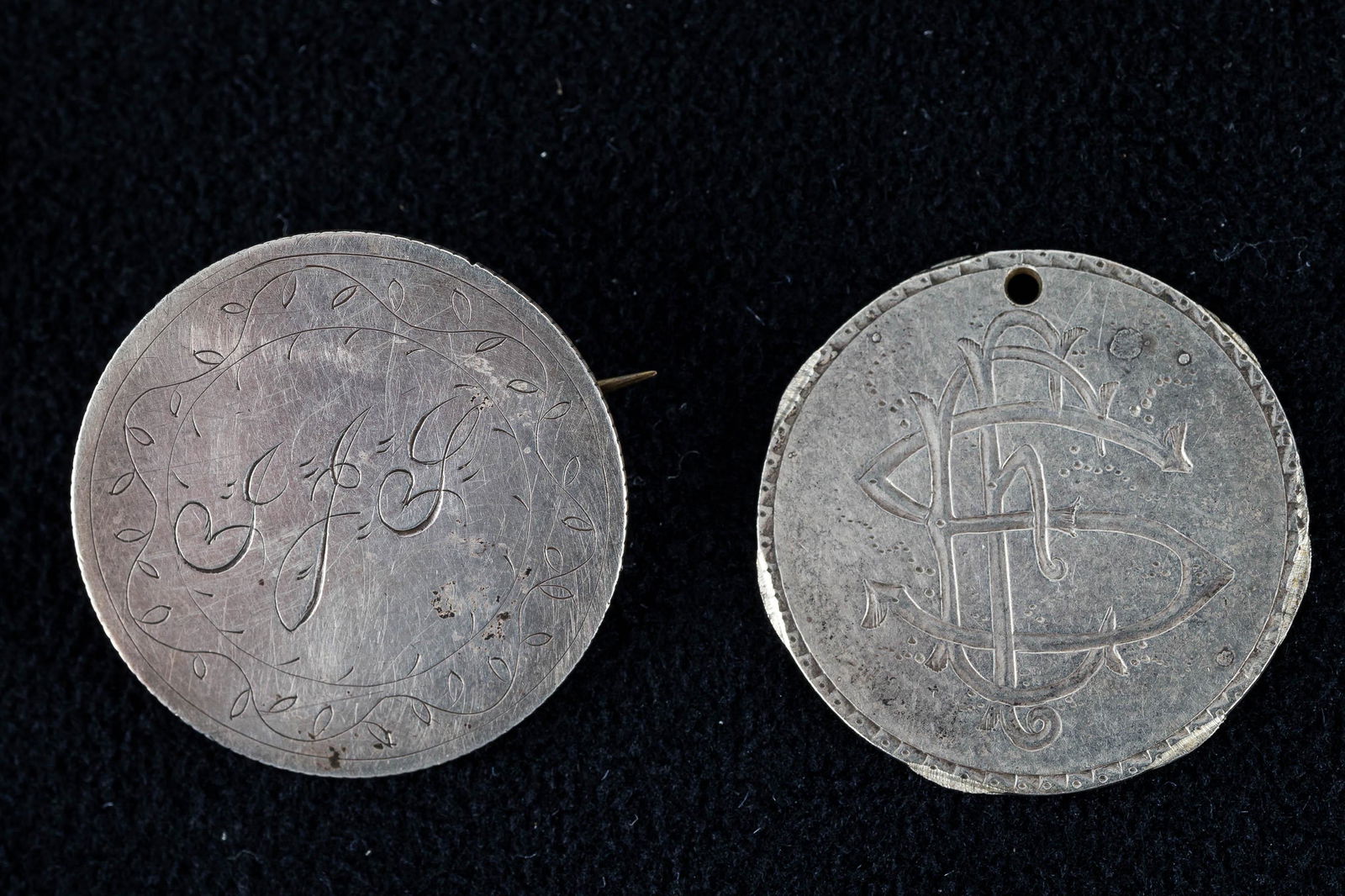 Victorian Love Token (2) Pictorial (1 of 2)