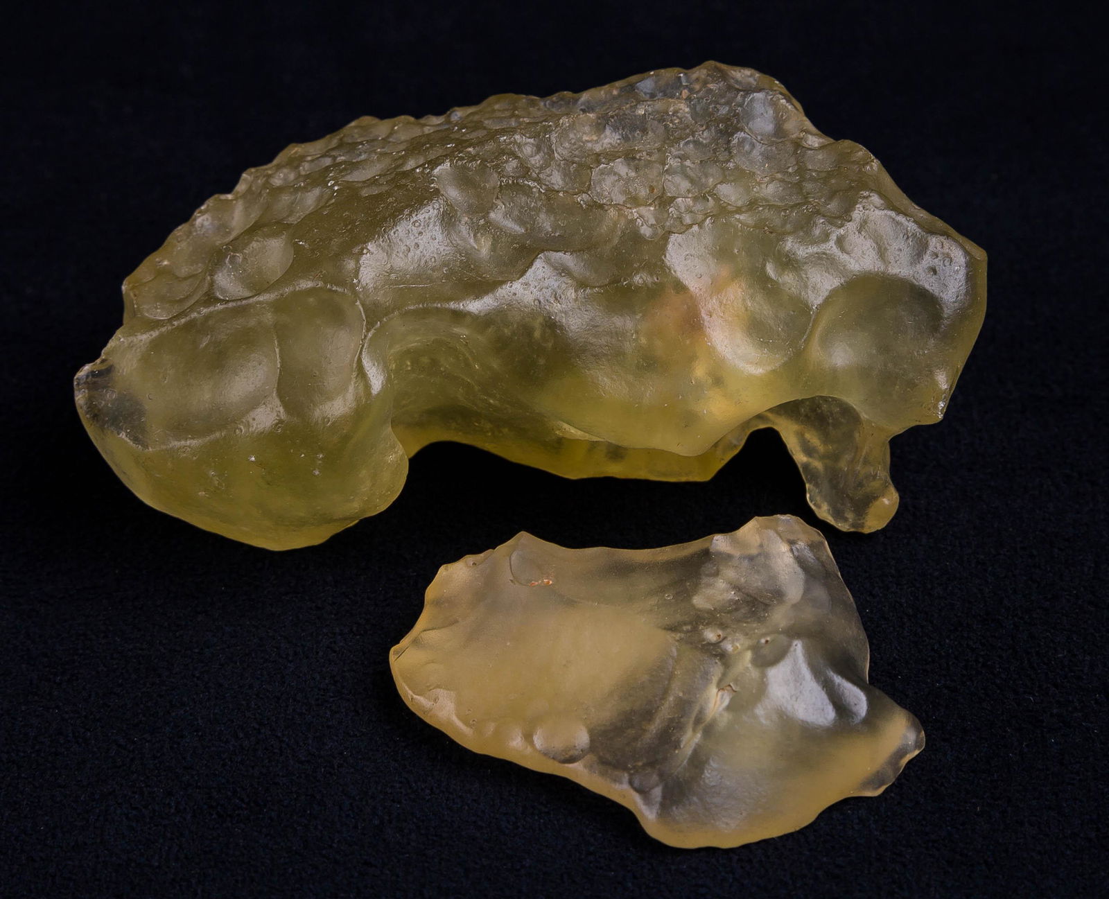 Mesolithic Libyan Desert Glass / Aterian Point (1 of 9)