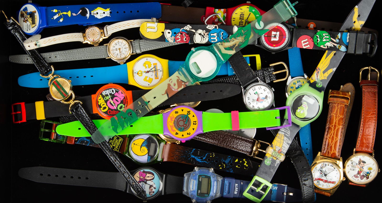 Watches, Character and Other (20 Pieces): 20 watches, character and others including Pinocchio, Bugs Bunny, Mickey Mouse, Simpsons, Nightmare Before Christmas