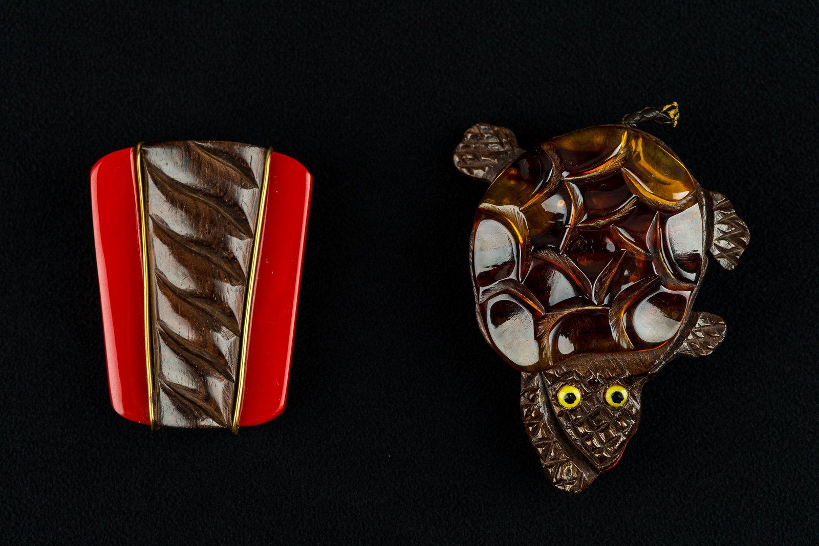 Vintage Bakelite and Wood Collection: Include whimsical apple juice bakelite and wood turtle brooch and large red bakelite and carved wood clip.