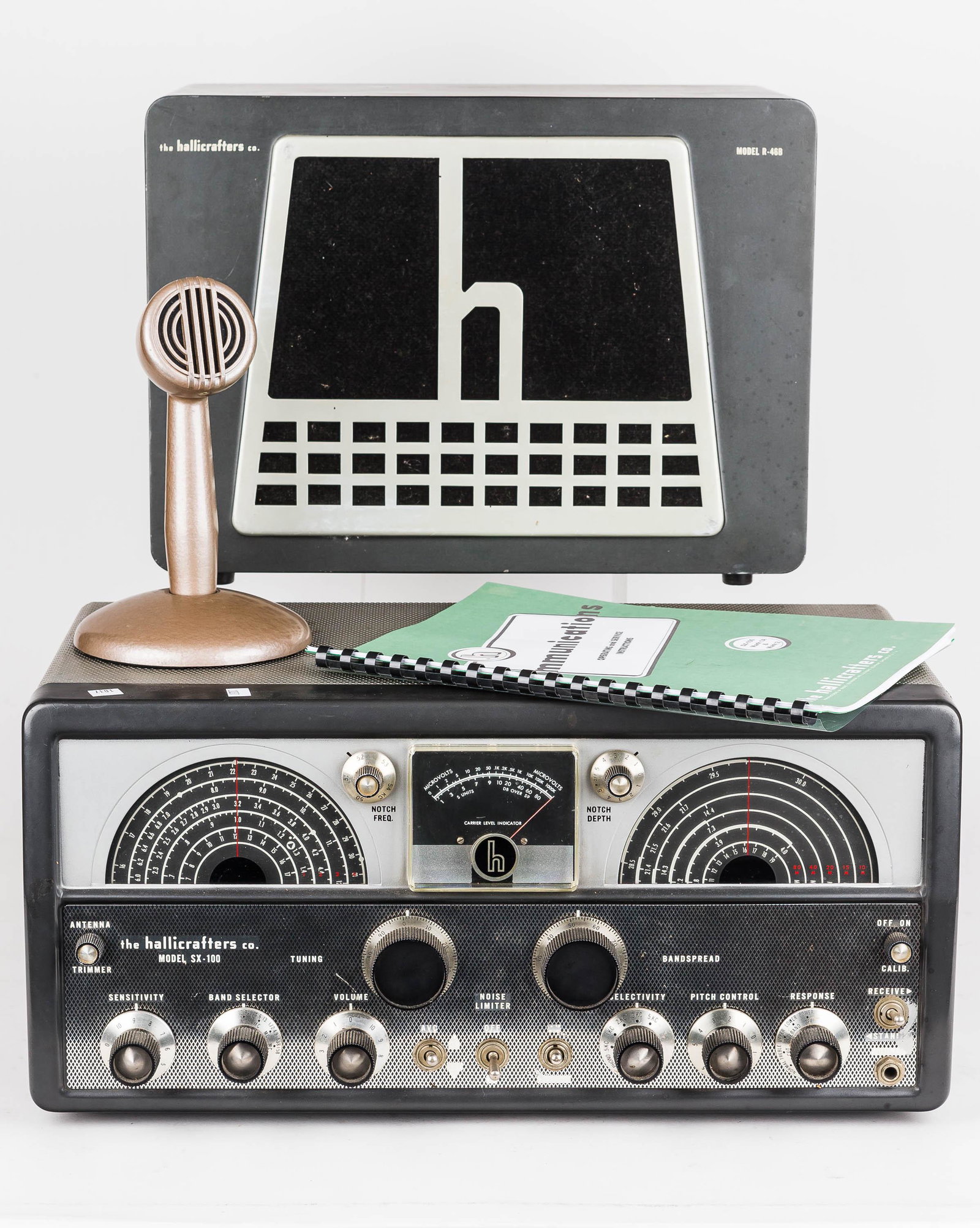Hallicrafters Co. SX-100, Speaker & Microphone (1 of 10)