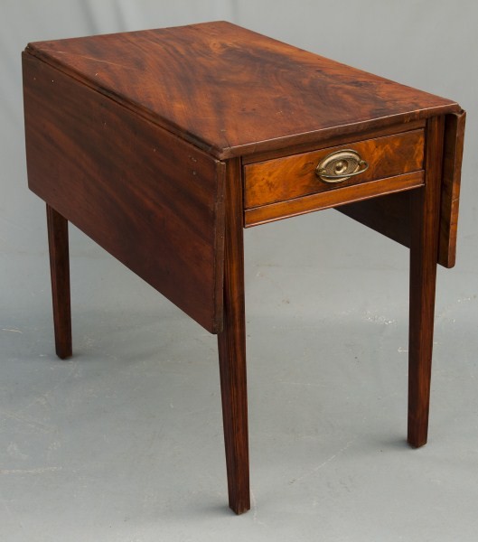 Pembrook Table: Philadelphia Hepplewhite walnut Pembrook table with molded tapored legs 28"x 20"closed, 43"open x 31"d