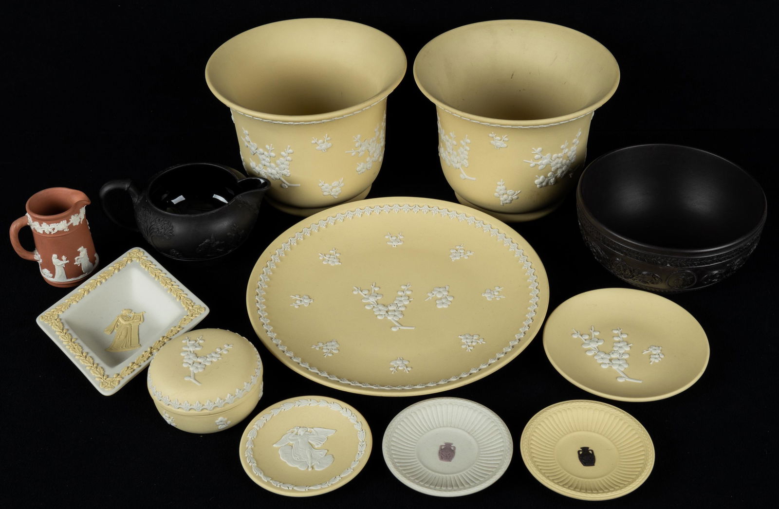 Wedgwood Yellow, Black & Red Jasperware (1 of 11)