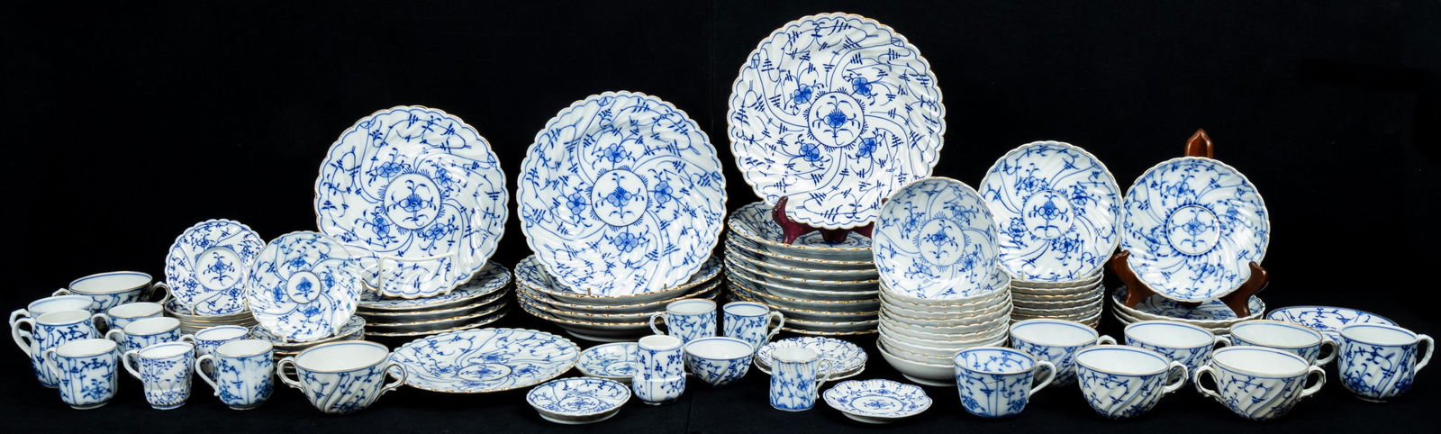 Meissen Blue Onion China (1 of 10)