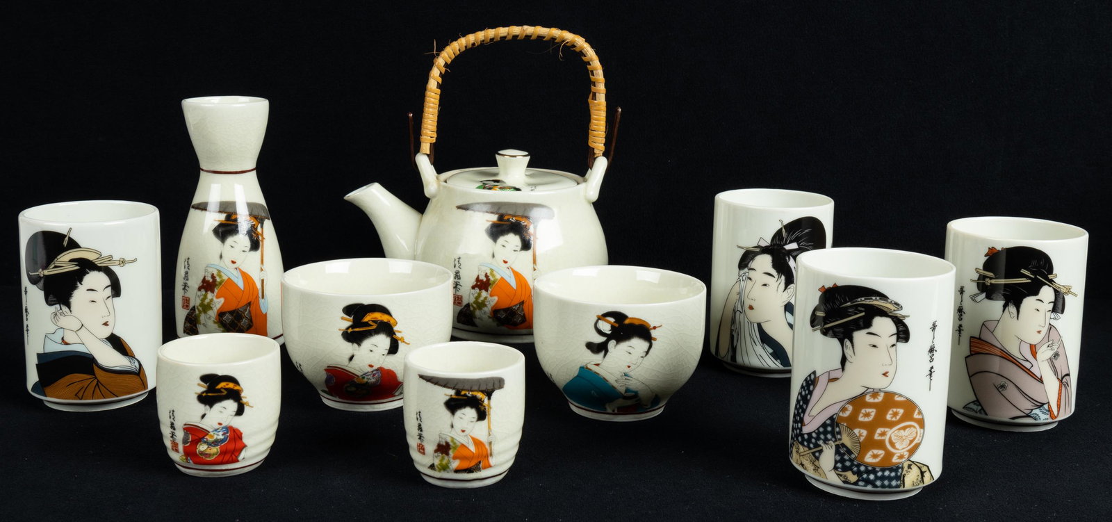 Japanese Geisha Sake / Tea Porcelain Set (1 of 3)