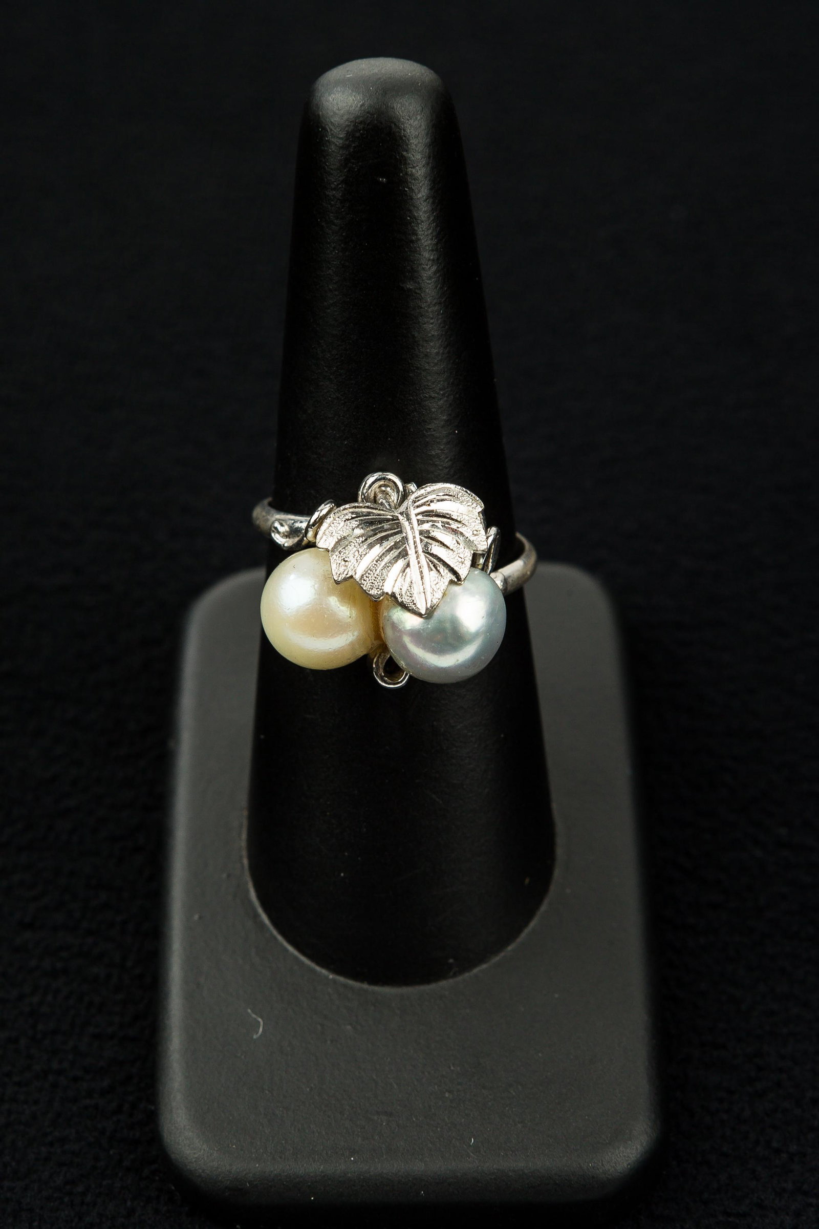 Sterling "Mikimoto" Ring (1 of 4)