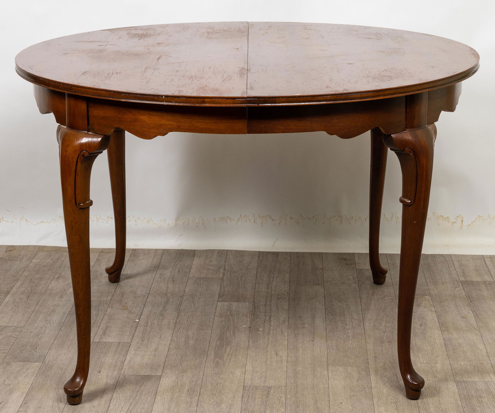 Round Mahogany Dining Table (1 of 4)