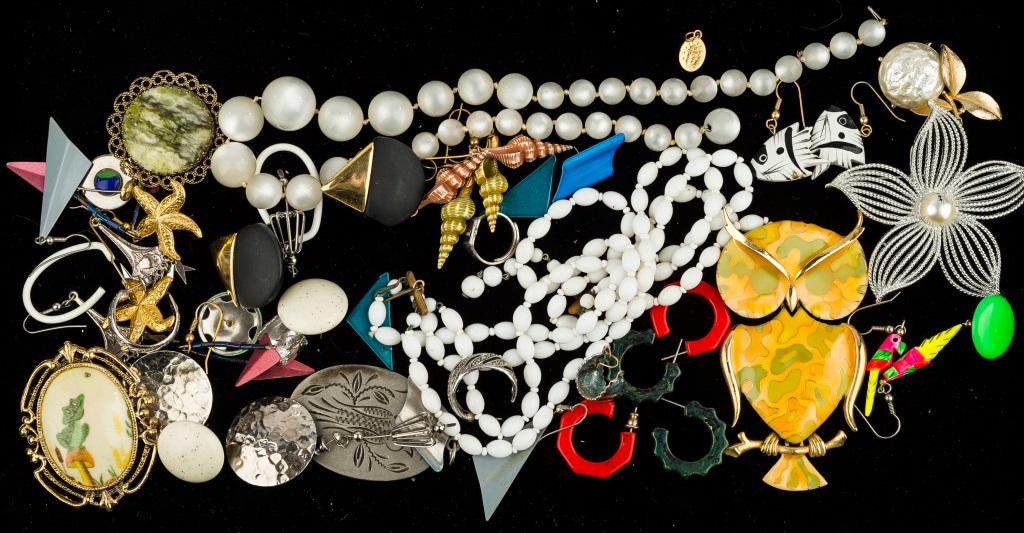 Vintage Jewelry Collection (1 of 4)