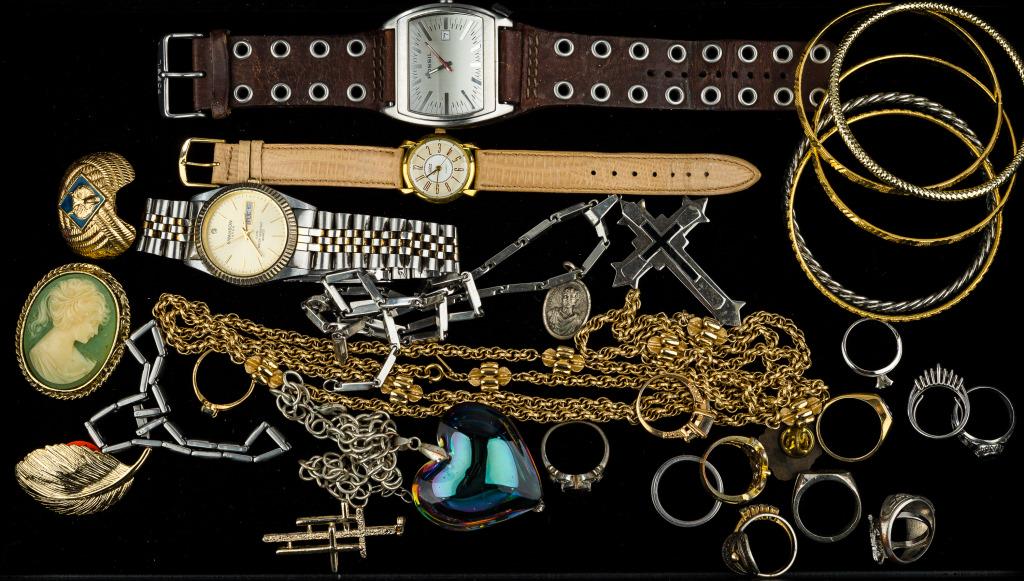 Watch and Jewelry Collection (1 of 3)