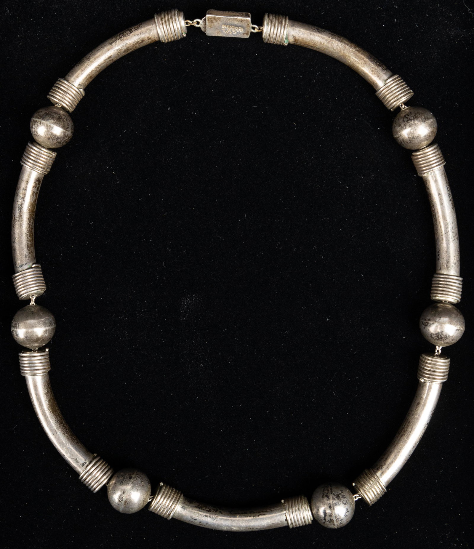 Mexican Sterling Silver Necklace (1 of 3)