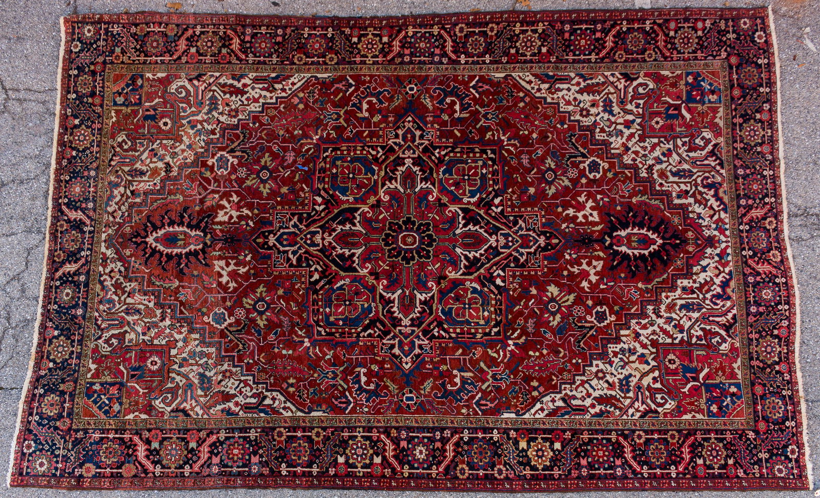 Antique Persian Heriz Rug / Carpet (1 of 8)