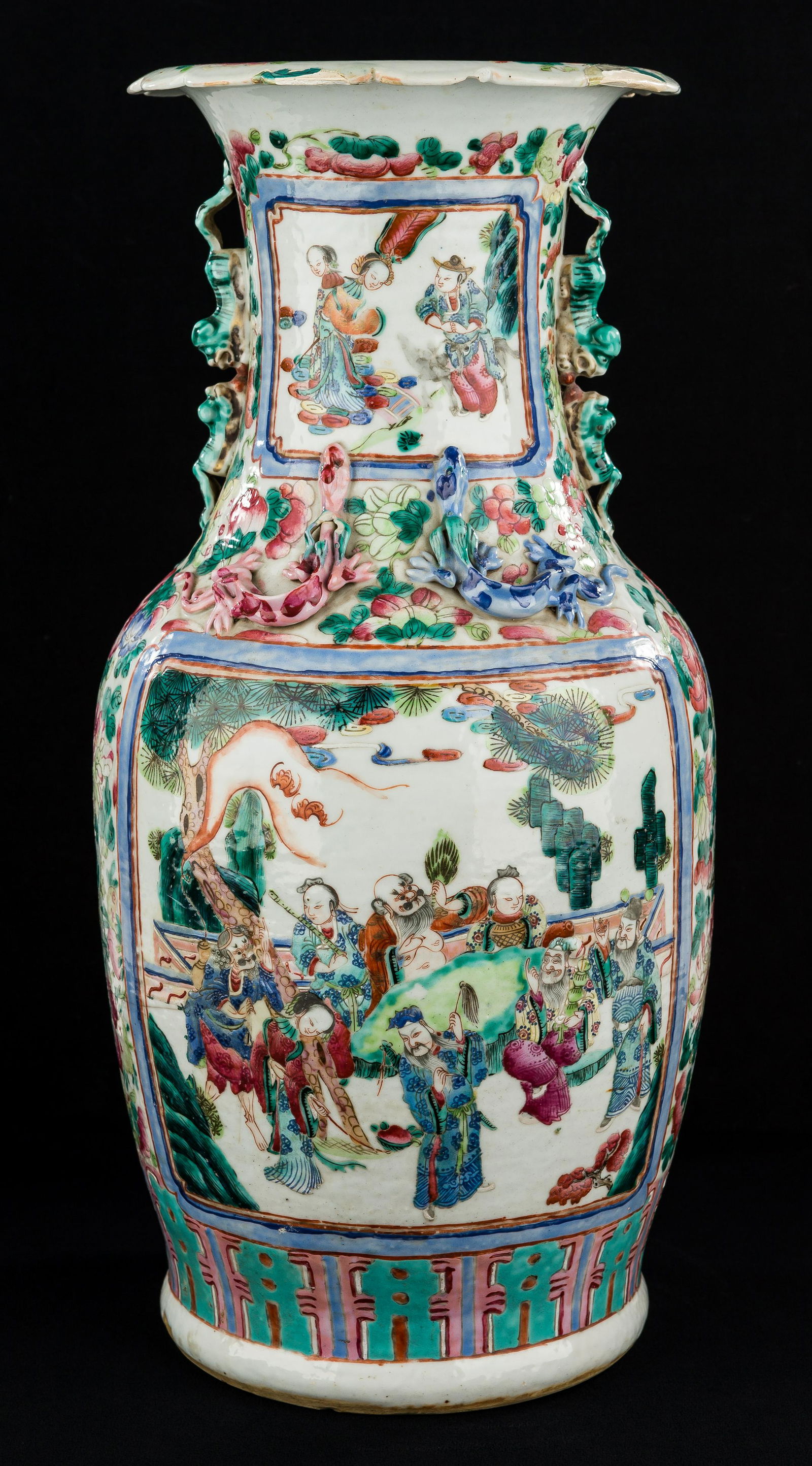 Antique Chinese Famille Rose vase (1 of 8)