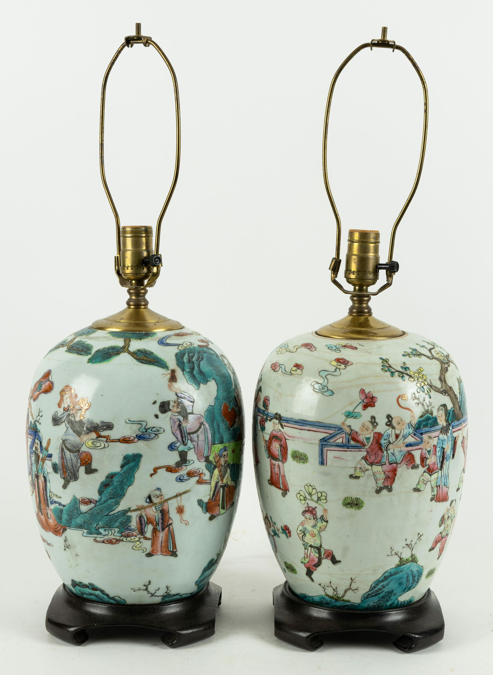Chinese Porcelain Lamps Pair (1 of 5)