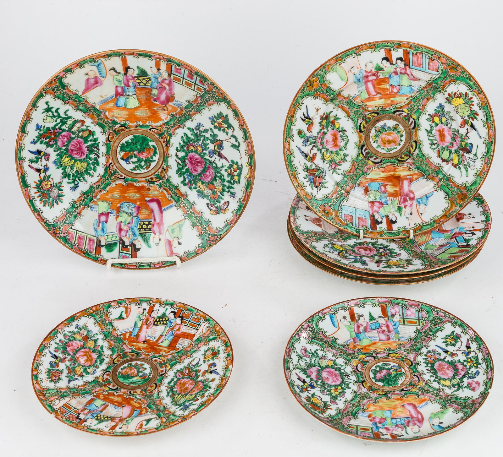 Rose Medallion Plates (7) (1 of 7)