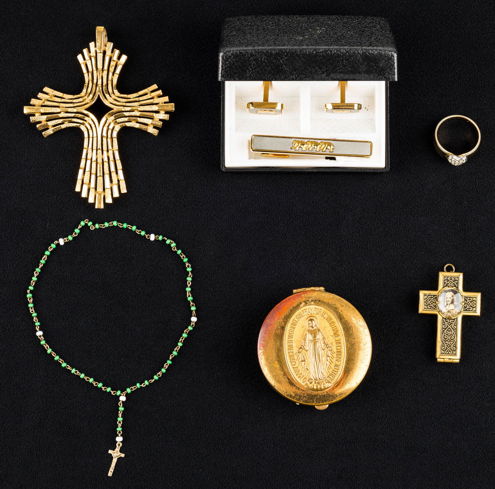 Trifari Cross, Religious & Other Jewelry (1 of 11)