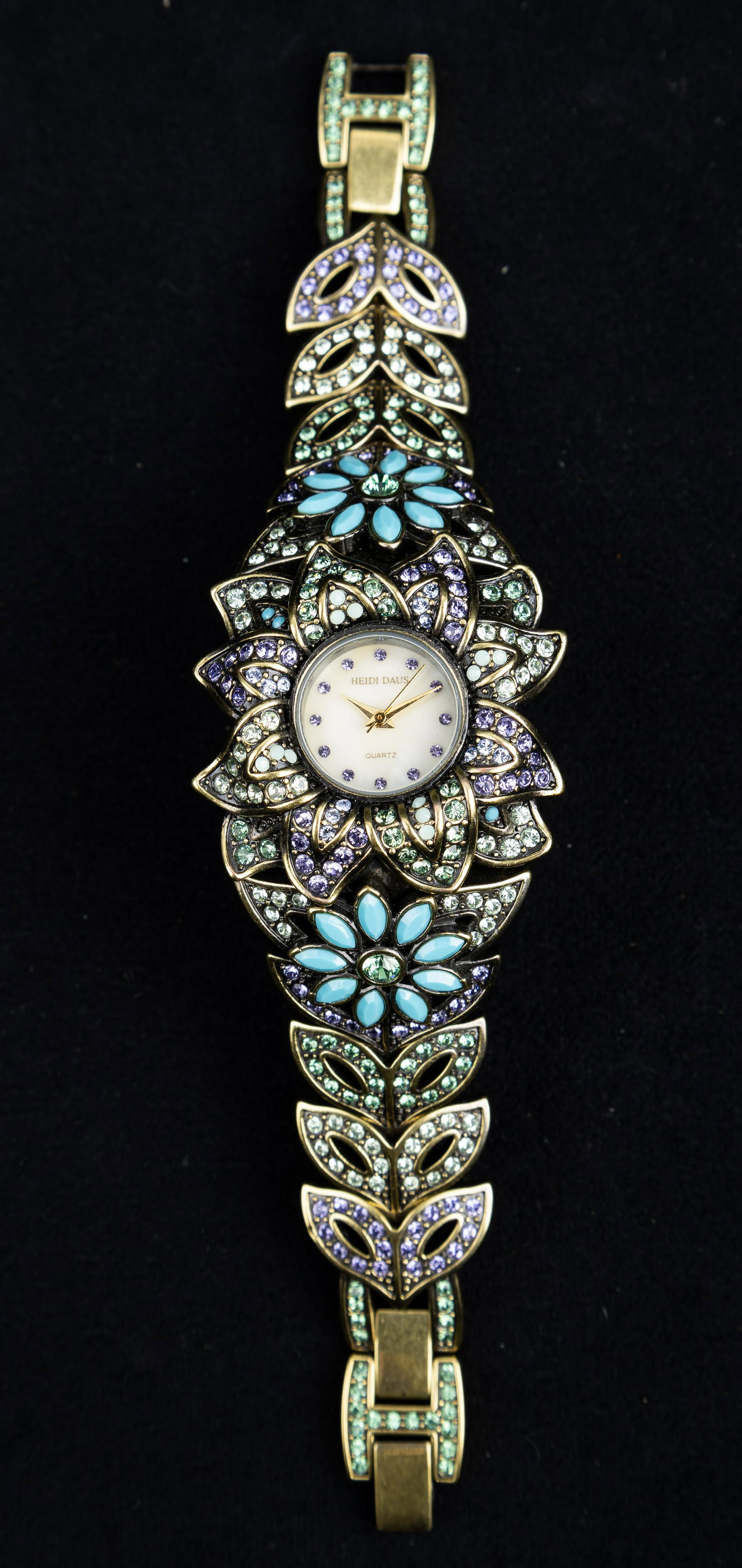 Heidi Daus Designer Watch (1 of 2)