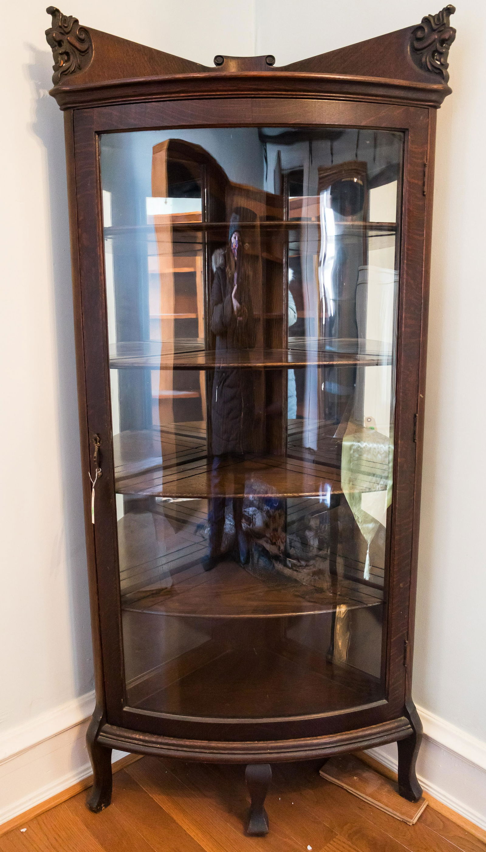 Corner Oak & Glass China Cabinet w/ Griffins (1 of 3)