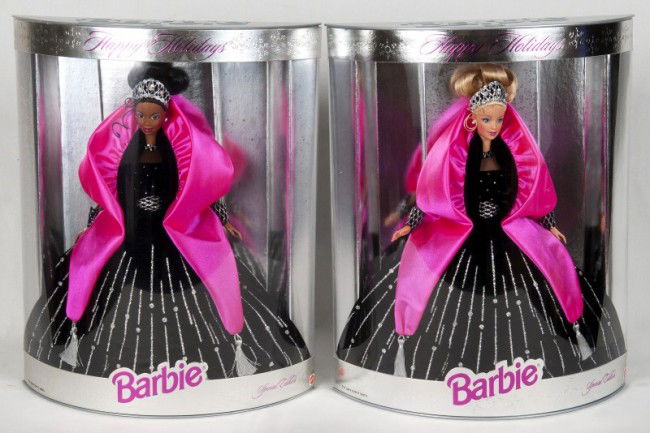 Mattel Doll: Mattel, Barbie Happy Holidays 1998, African American and Caucasian, #6 in series