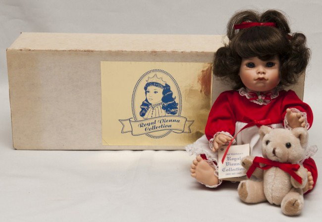 Lloyd Middleton Doll: Lloyd Middleton, Tracey, Val Shelton doll artist and signed, 8"h, (vinyl) with a stuffed animal