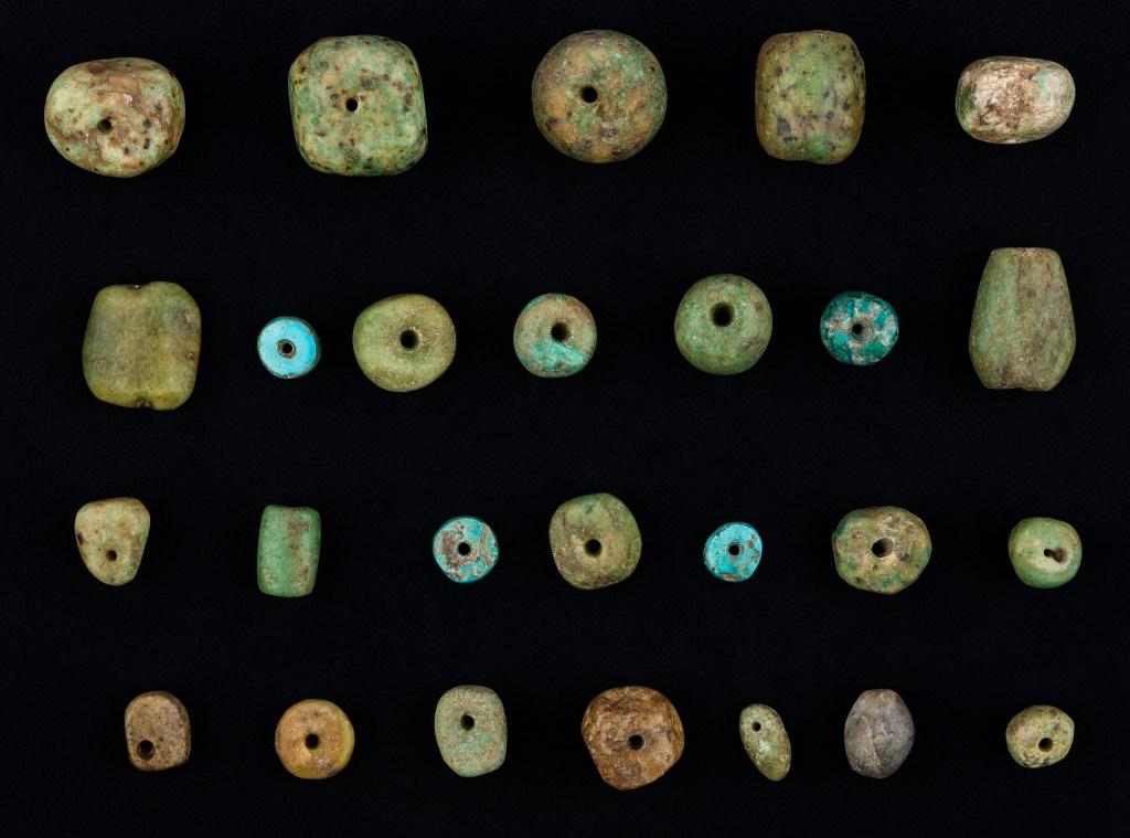 Mayan Jade Beads from Central America (26): 26 Mayan jade beads from Central America, most with biconical drilling, largest approx 1" square.
