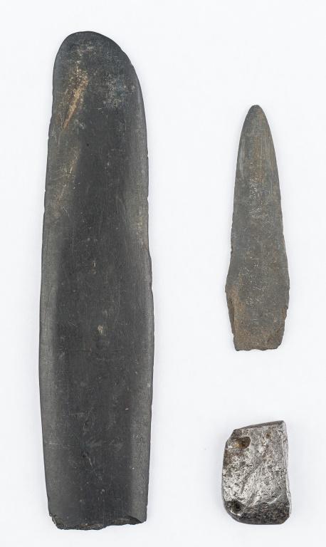 Inuit Eskimo Whetstone / Snow Knife & Artifacts: 1 Large slate blade that is either a snow knife or whetstone, approx 6.5"L, 1 Large harpoon head approx 3.75"L, and piece of graphite that has been biconically drilled, approx 1.5"L, from Savoonga mai