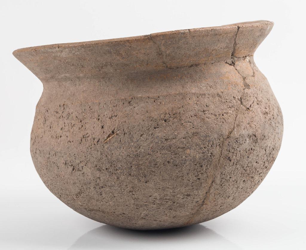 Olla Pot: This old Native or Central American bean pot has a rounded base, approx 6" H, flared mouth with approx dia 7.5". It has been restored.