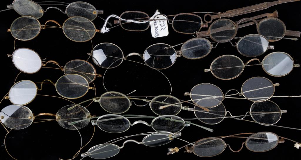 Antique Eye Glasses: 16 Antique eye glasses, including Civil War spectacles, some have loss to hinges, wear commensurate with age and use, sold as seen in photos.